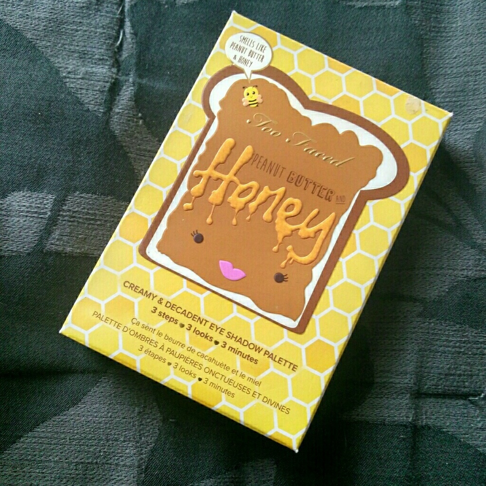 Too Faced Peanut Butter and Honey Palette